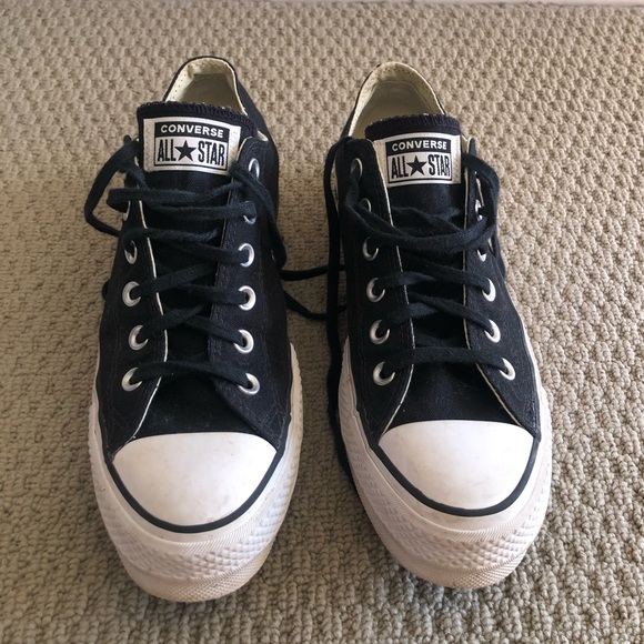 Converse Chuck Taylor All Star ‘lift’ (platform) sneaker - Picture 2 of 5